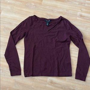 White House Black Market X-small maroon top